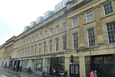 2 bed flat, Murton House, City Centre, Newcastle, NE15JQ - Image 2
